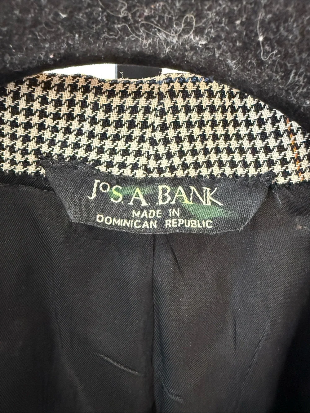 Jos A Bank Men’s Blazer black brown blue check 40Regular sport coat classic